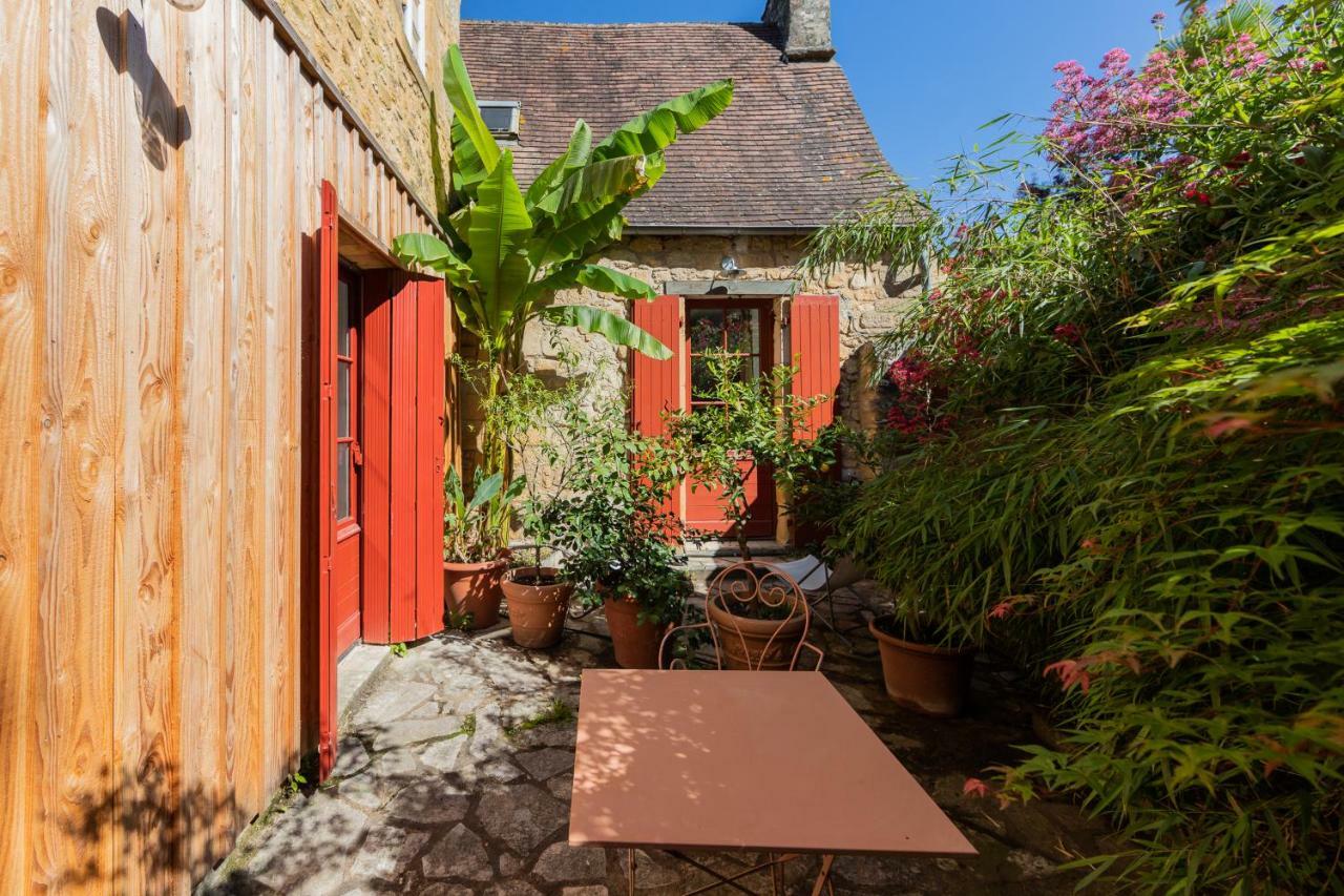 1 Logis A Domme - Piscine & Spa Exterior foto